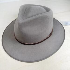 Will + Bear Unisex Medium Hat Calloway Fawn 100% Wool Wide Brim MSRP $119 NWT